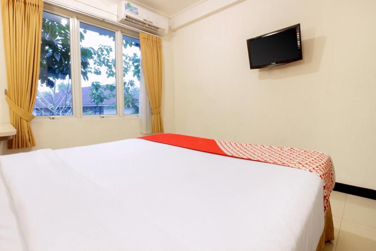 Oyo 167 Dago'S Hill Hotel Bandung Extérieur photo
