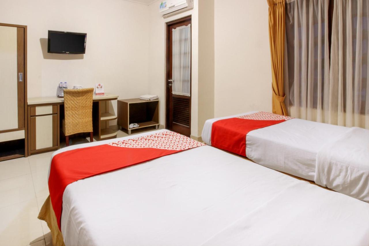 Oyo 167 Dago'S Hill Hotel Bandung Extérieur photo