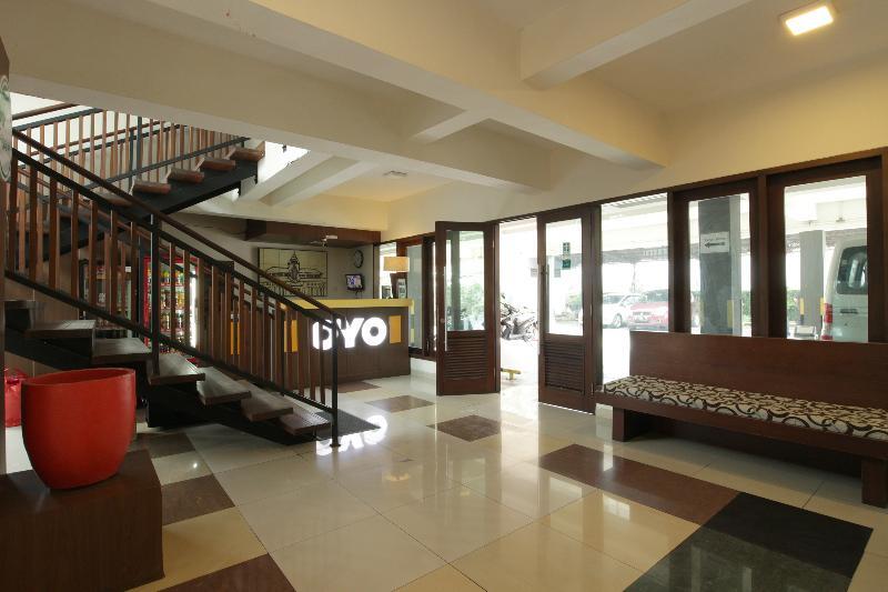 Oyo 167 Dago'S Hill Hotel Bandung Extérieur photo